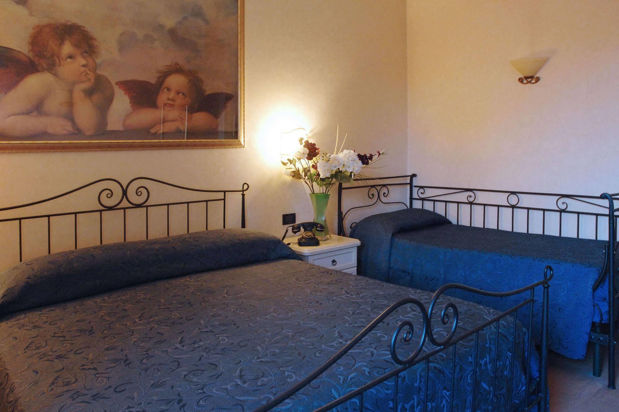 Hotel Elyse' Róma Kültér fotó