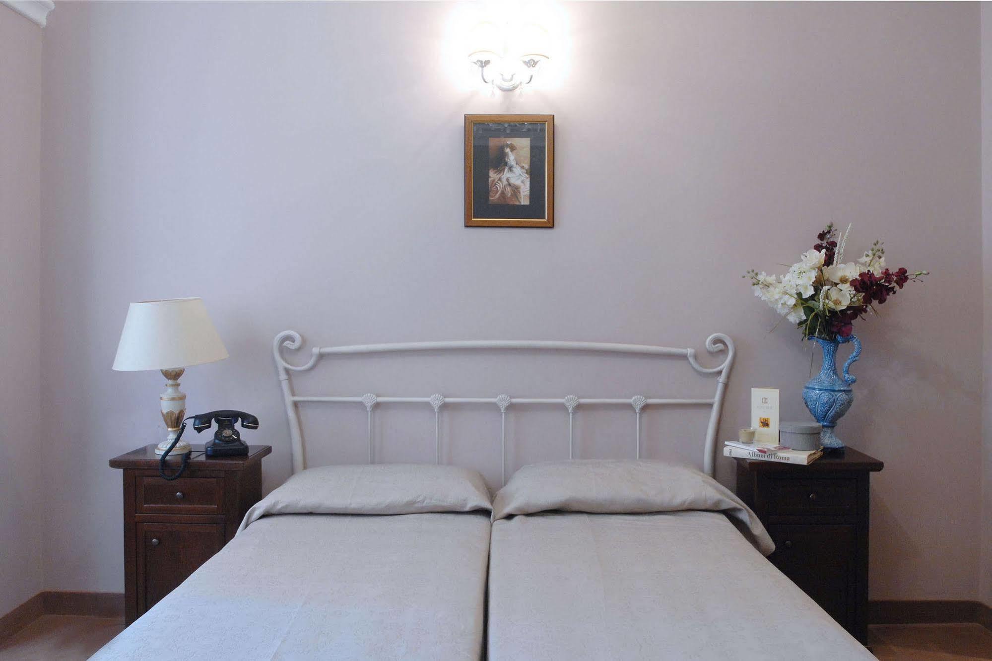 Hotel Elyse' Róma Kültér fotó